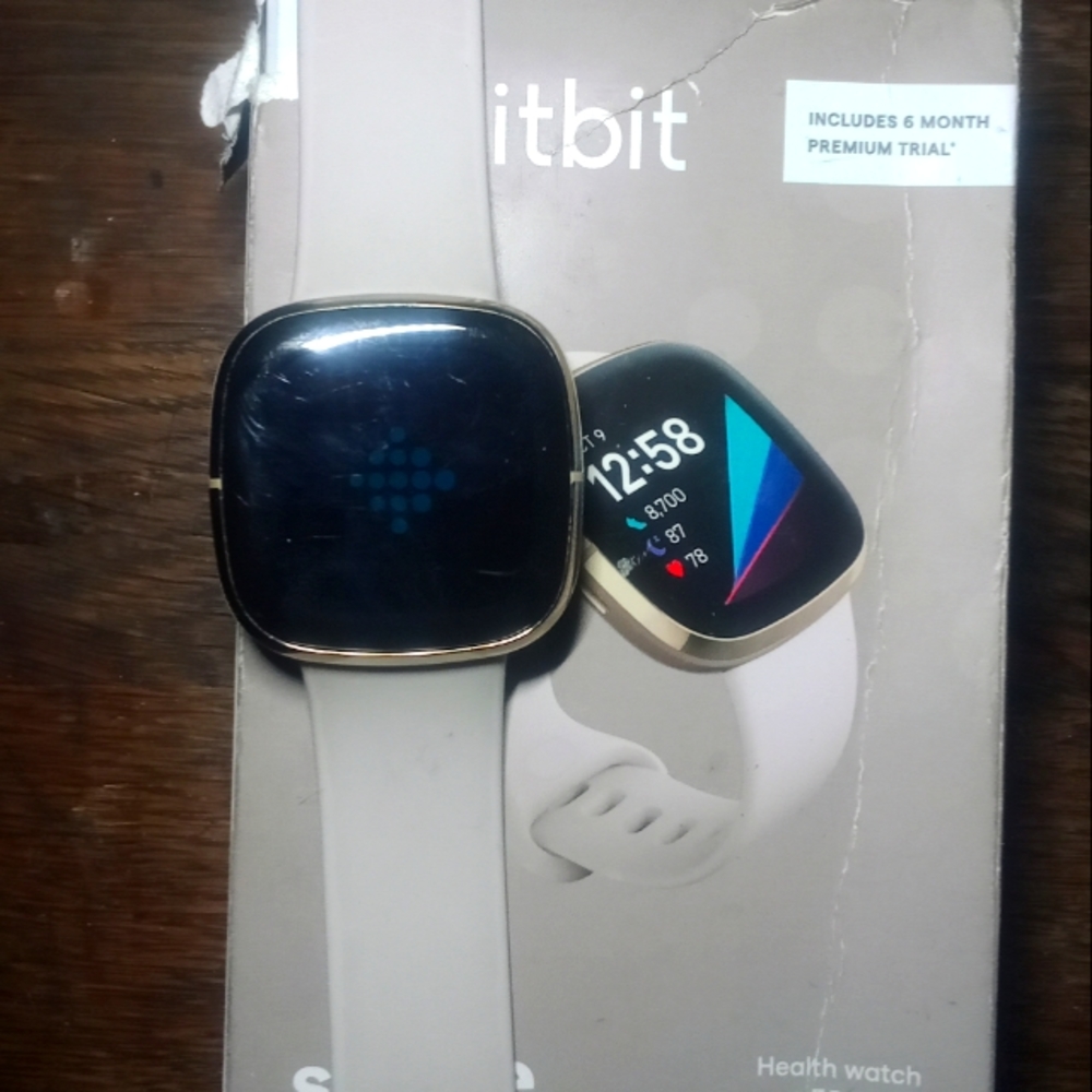 FITBIT SENSE 2022 Smartwatch w Bluetooth and Wifi
